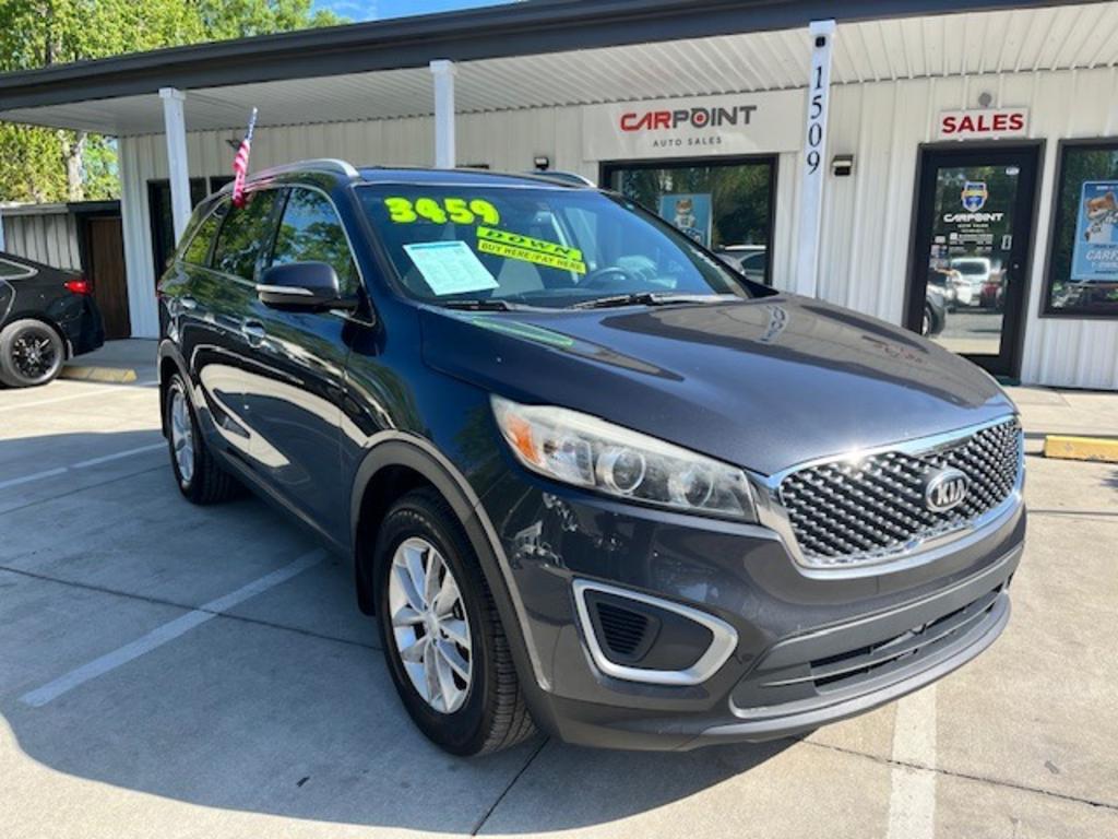 2018 Kia Sorento - $12,940
