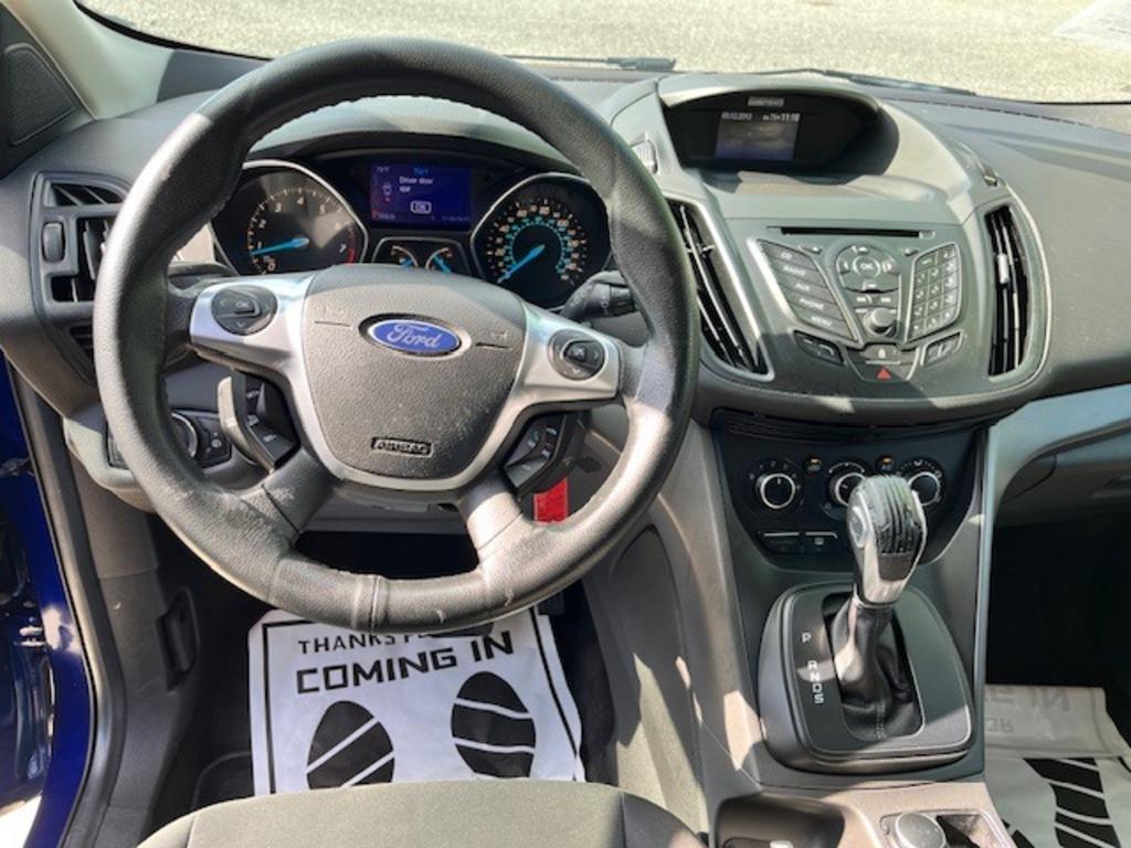 2013 Ford Escape - $9,995