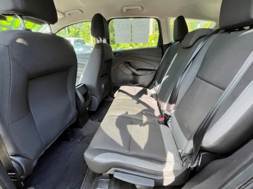 2013 Ford Escape - $9,995