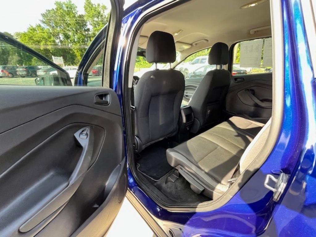 2013 Ford Escape - $9,995
