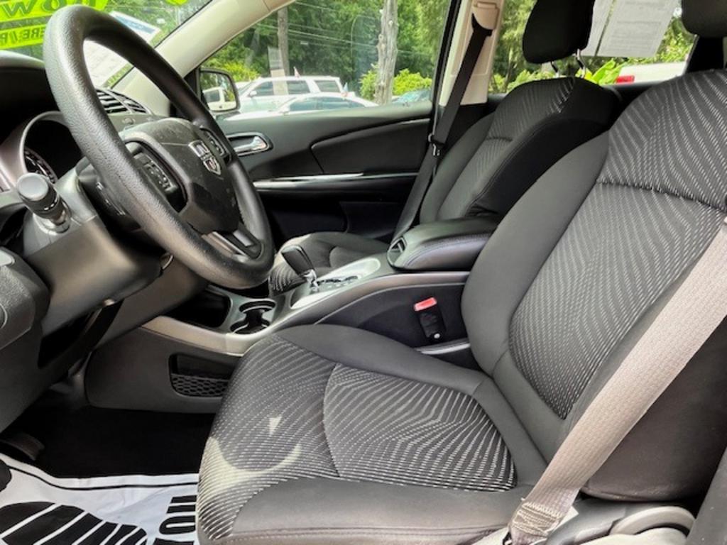 2016 Dodge Journey - $11,995
