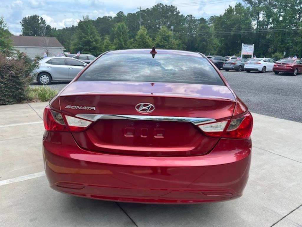 2011 Hyundai Sonata - $9,995