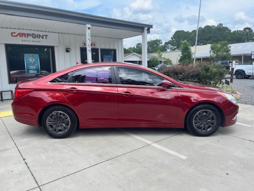 2011 Hyundai Sonata - $9,995
