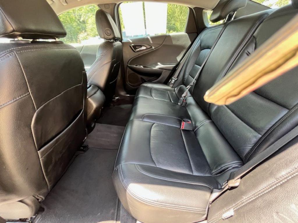 2019 Chevrolet Malibu - $11,995