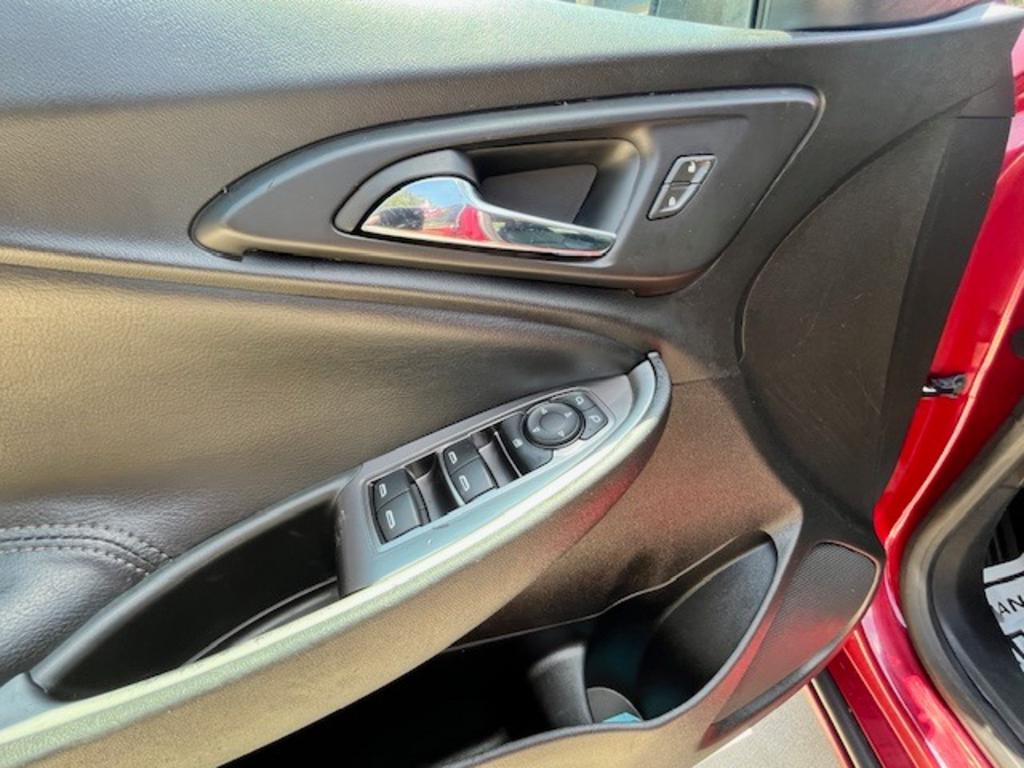 2019 Chevrolet Malibu - $11,995