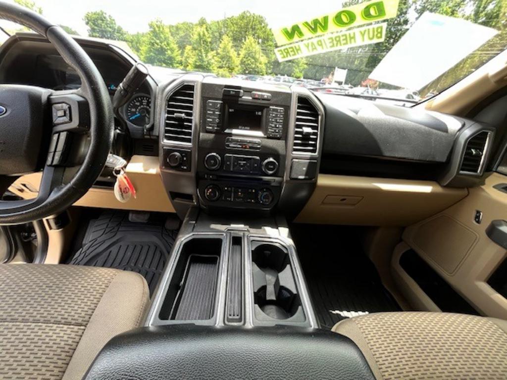 2015 Ford F150 - $14,995
