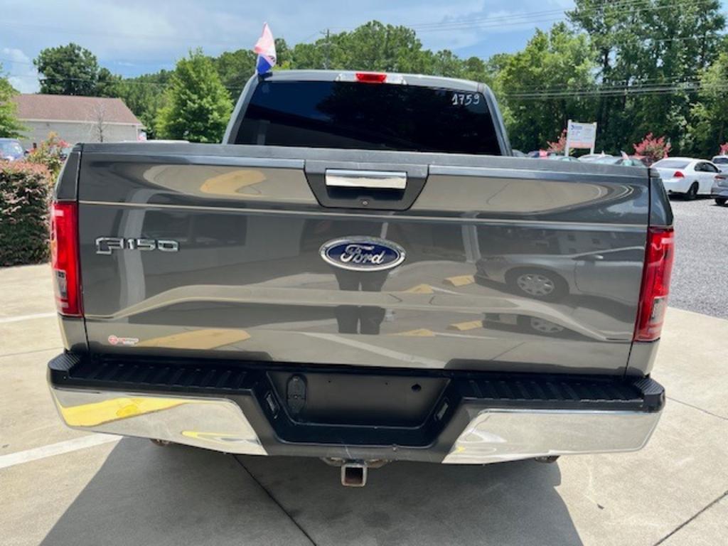 2015 Ford F150 - $14,995