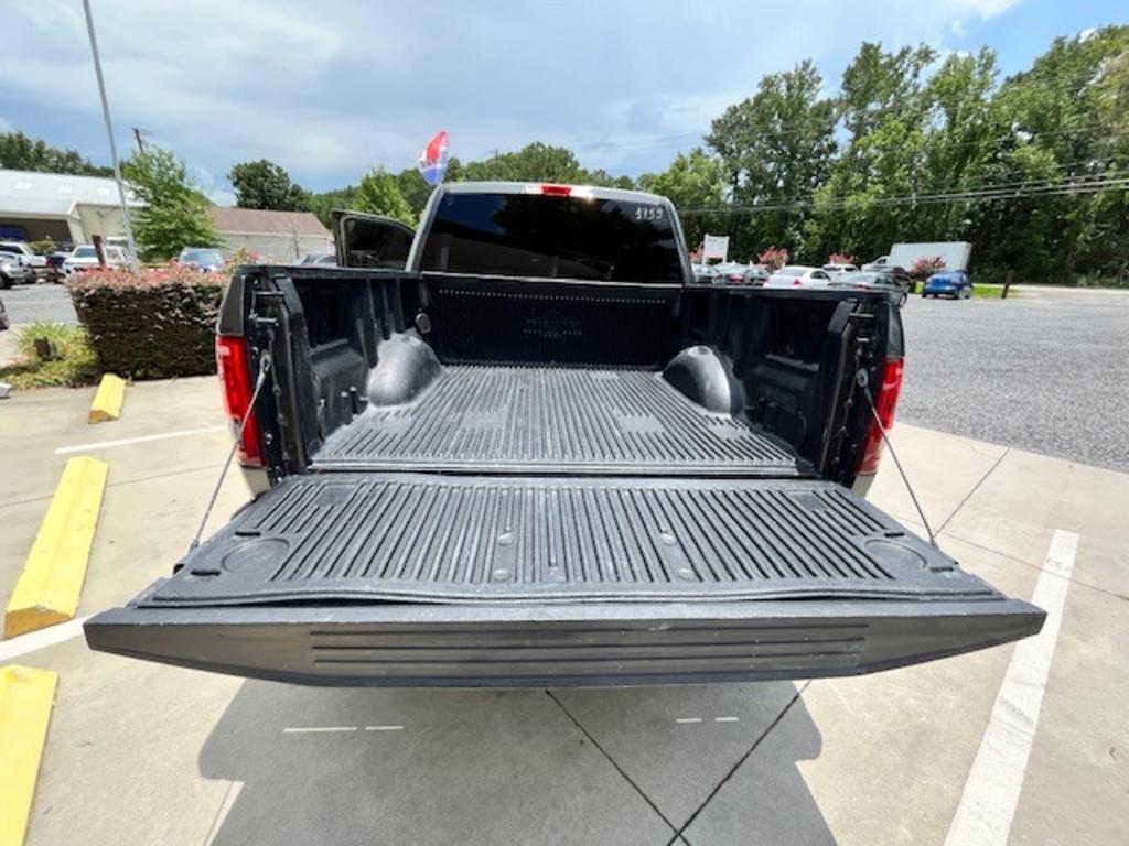 2015 Ford F150 - $14,995
