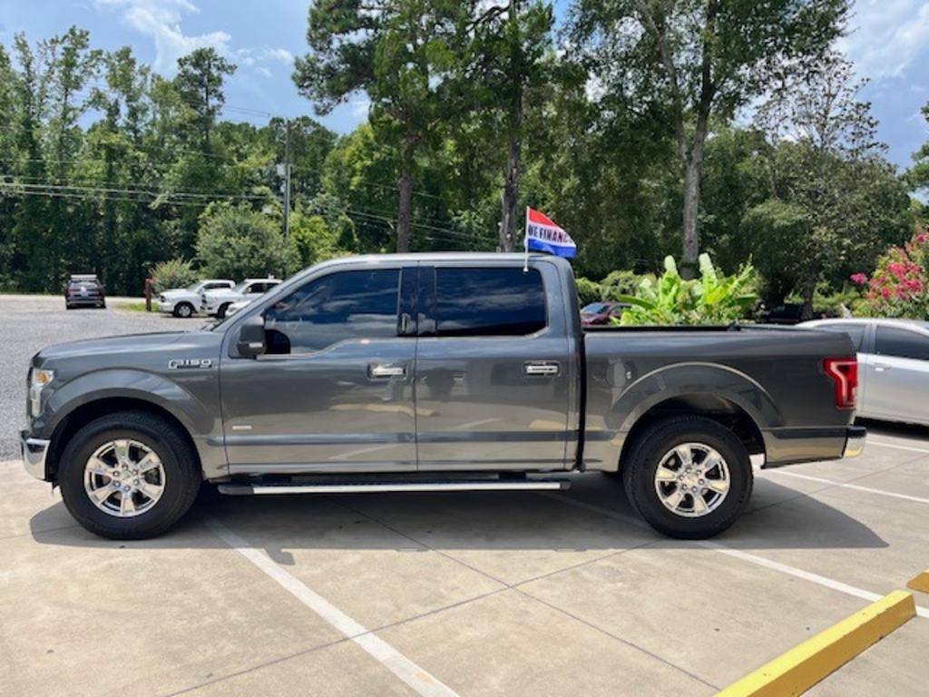 2015 Ford F150 - $14,995