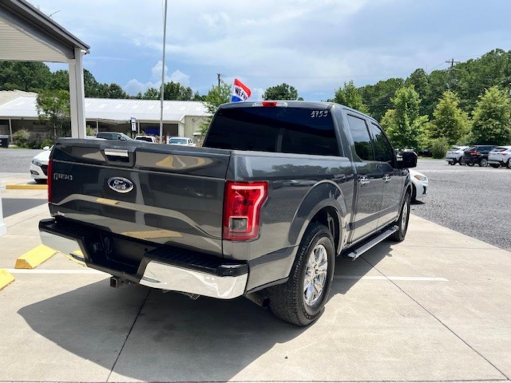 2015 Ford F150 - $14,995