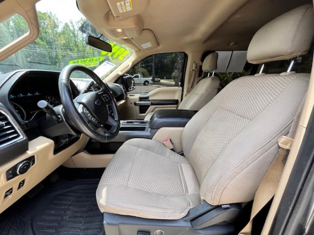 2015 Ford F150 - $14,995