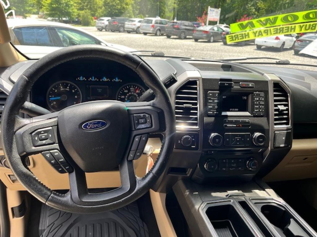 2015 Ford F150 - $14,995
