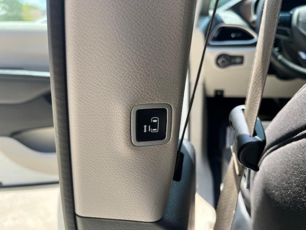 2023 Chrysler Voyager - $14,945