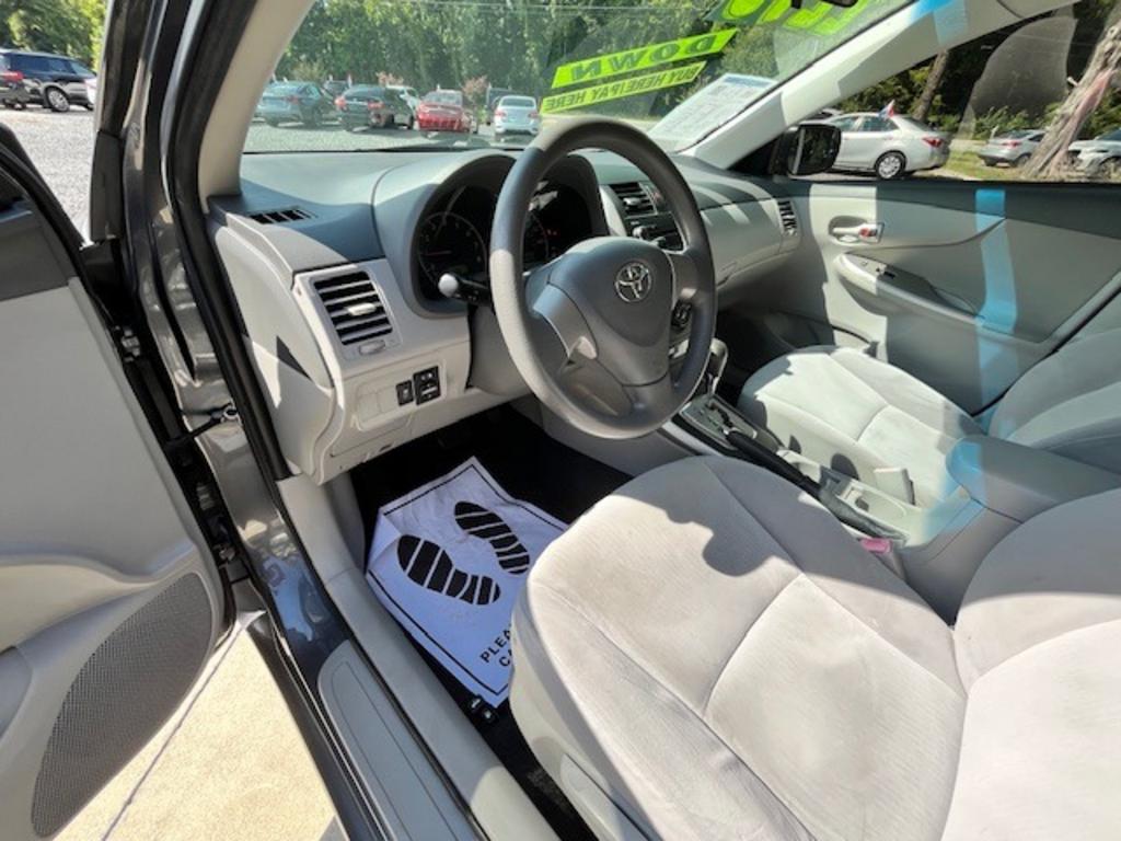 2010 Toyota Corolla - $8,995
