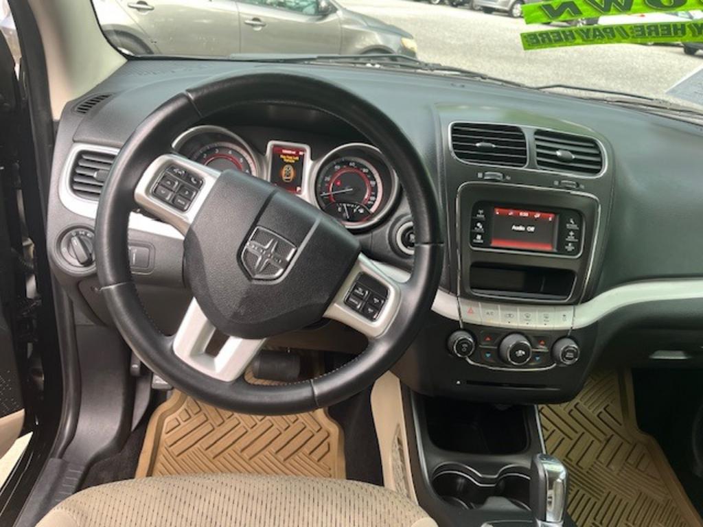 2015 Dodge Journey - $11,995