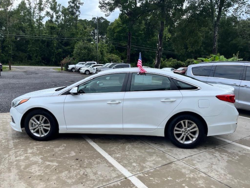 2017 Hyundai Sonata - $11,995