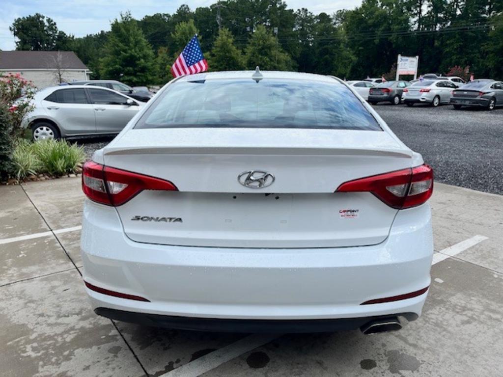 2017 Hyundai Sonata - $11,995