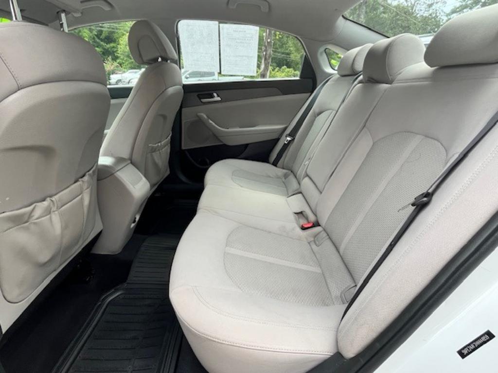 2017 Hyundai Sonata - $11,995