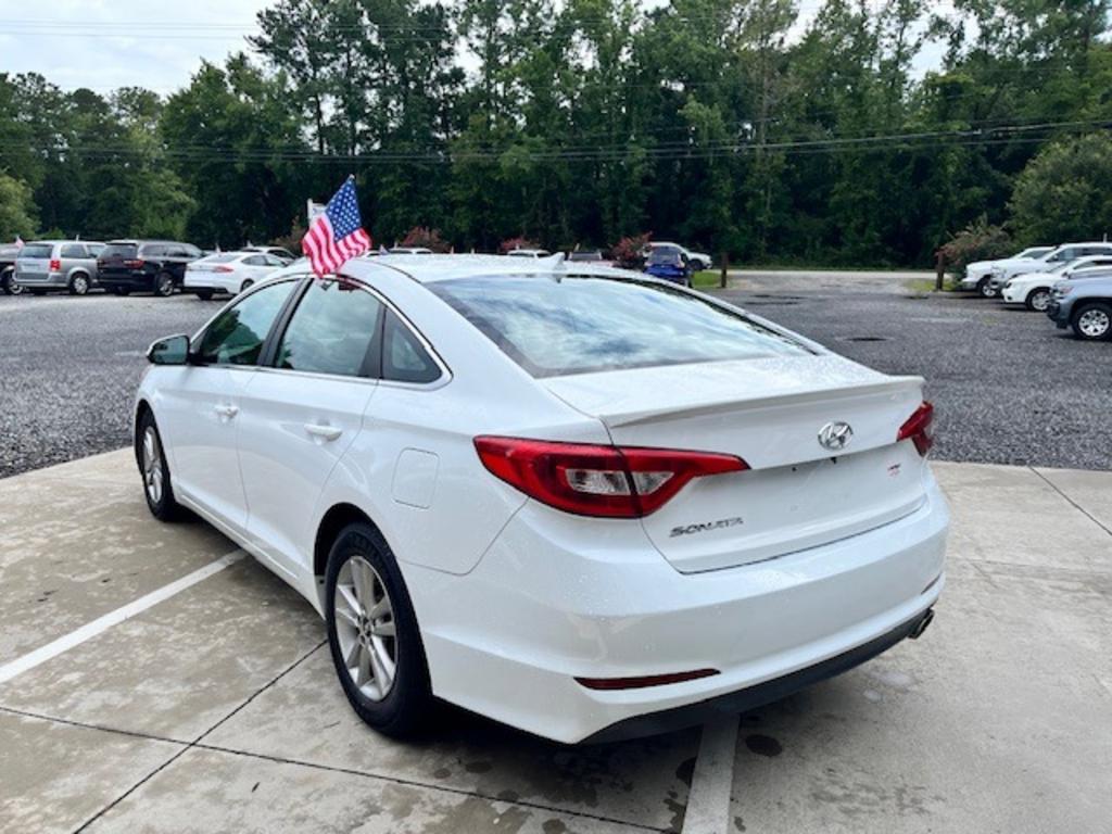 2017 Hyundai Sonata - $11,995