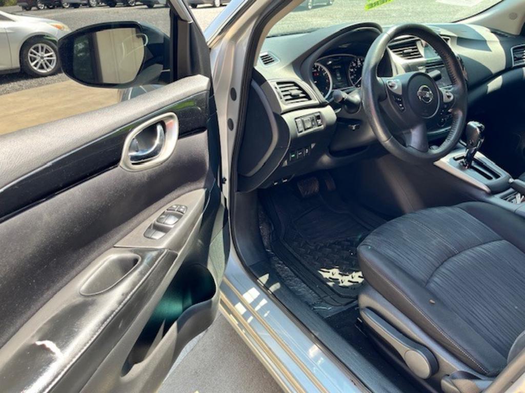 2018 Nissan Sentra - $11,995