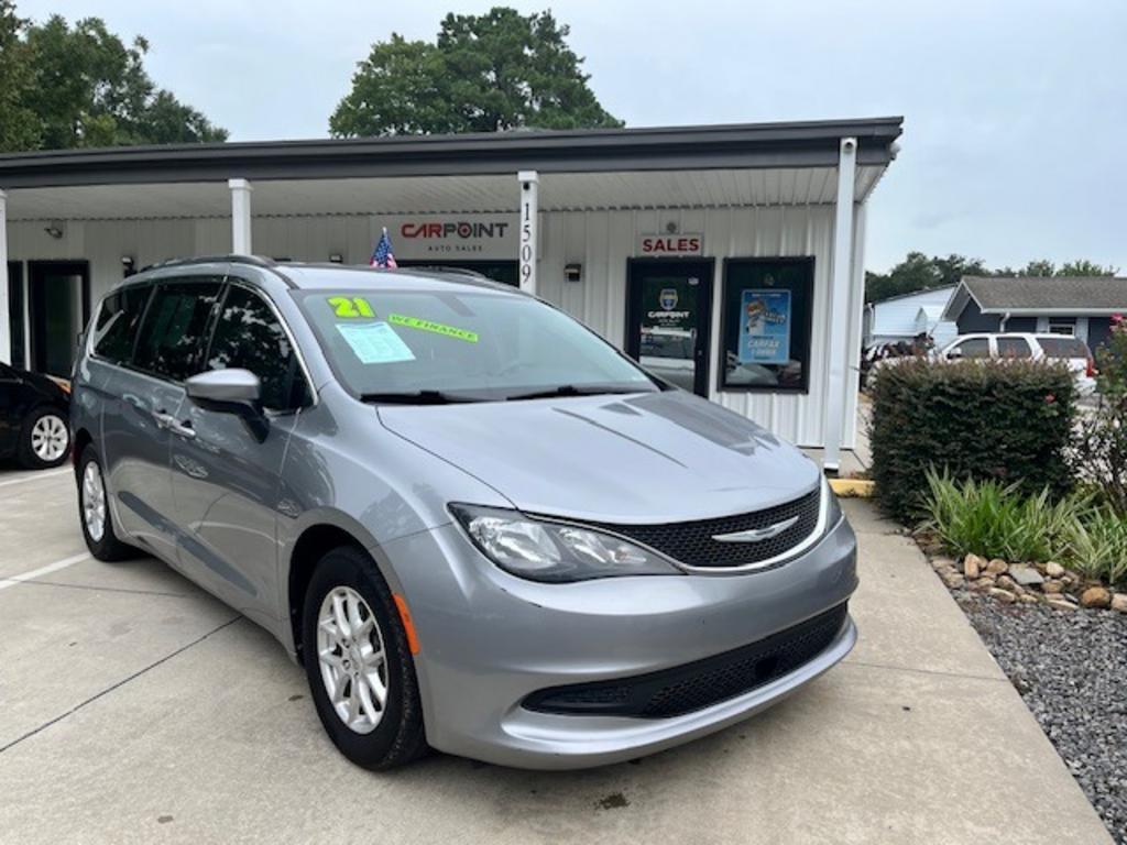 2021 Chrysler Voyager - $14,390