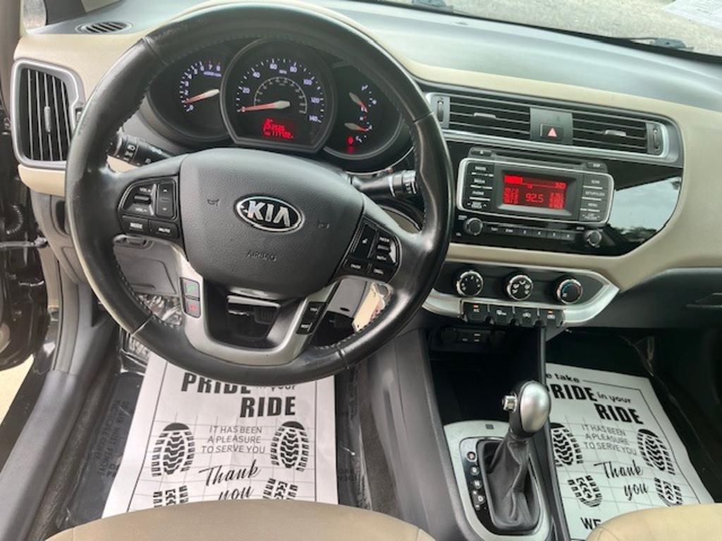 2017 Kia Rio - $9,995