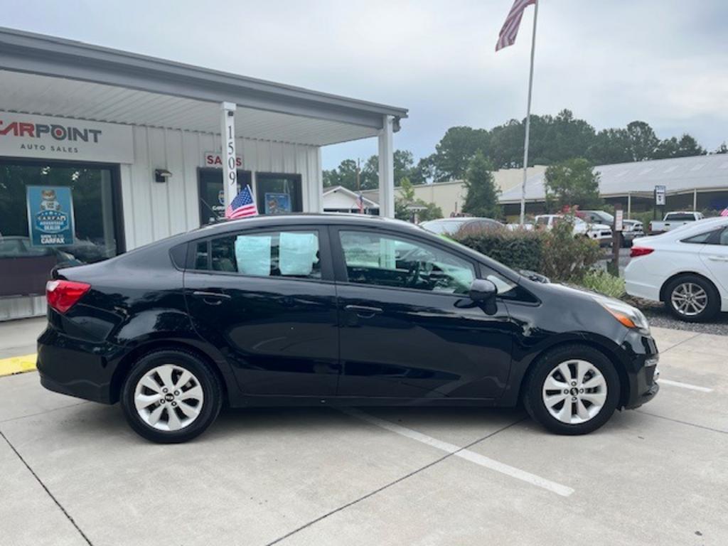 2017 Kia Rio - $9,995