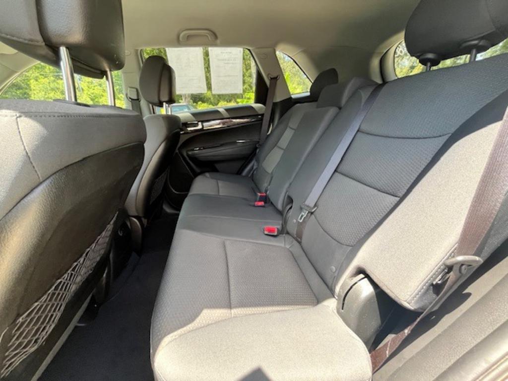 2013 Kia Sorento - $9,995
