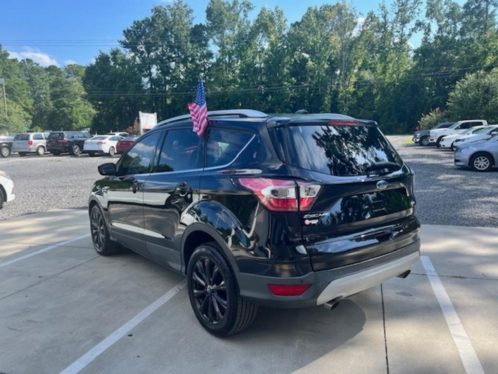 2017 Ford Escape - $11,995