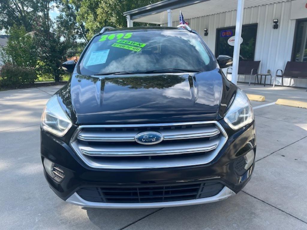 2017 Ford Escape - $11,995