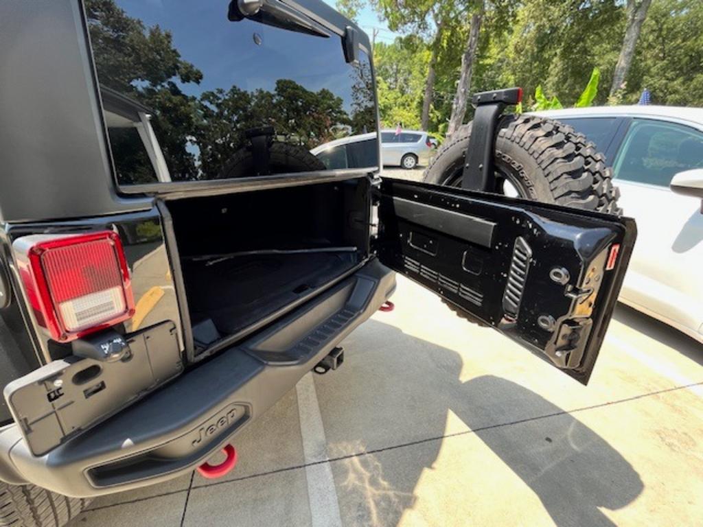 2015 Jeep Wrangler - $18,387