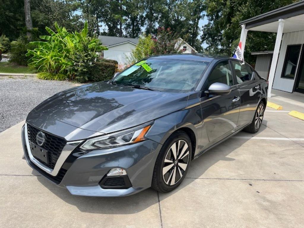 2021 Nissan Altima - $12,920