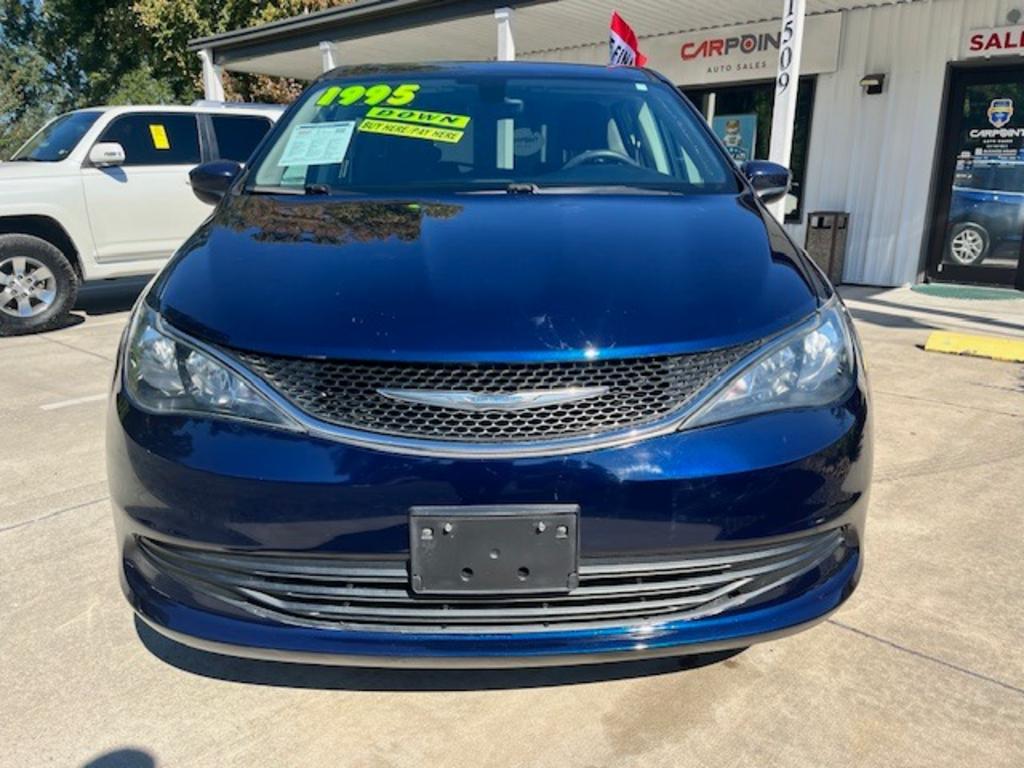 2017 Chrysler Pacifica - $10,995
