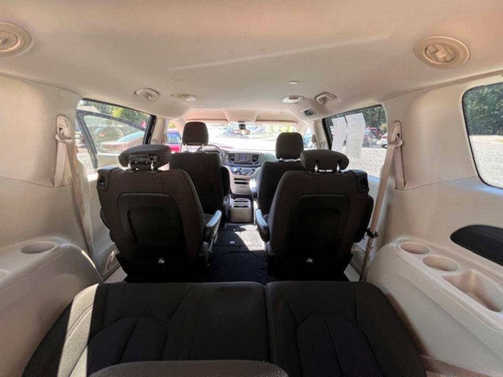 2017 Chrysler Pacifica - $10,995