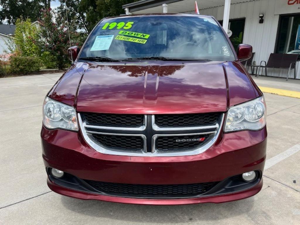 2019 Dodge Grand Caravan - $9,995