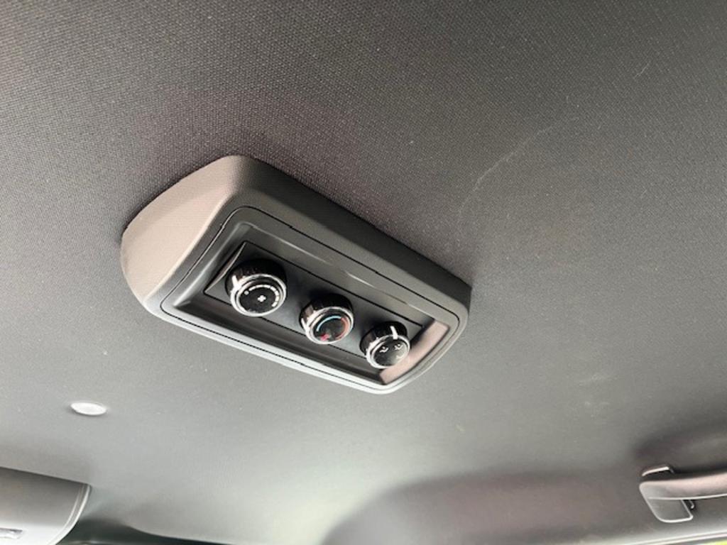 2019 Dodge Grand Caravan - $9,995