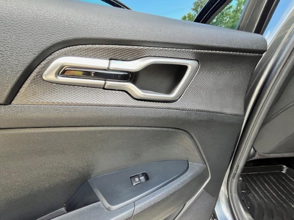 2023 Kia Sportage - $18,995
