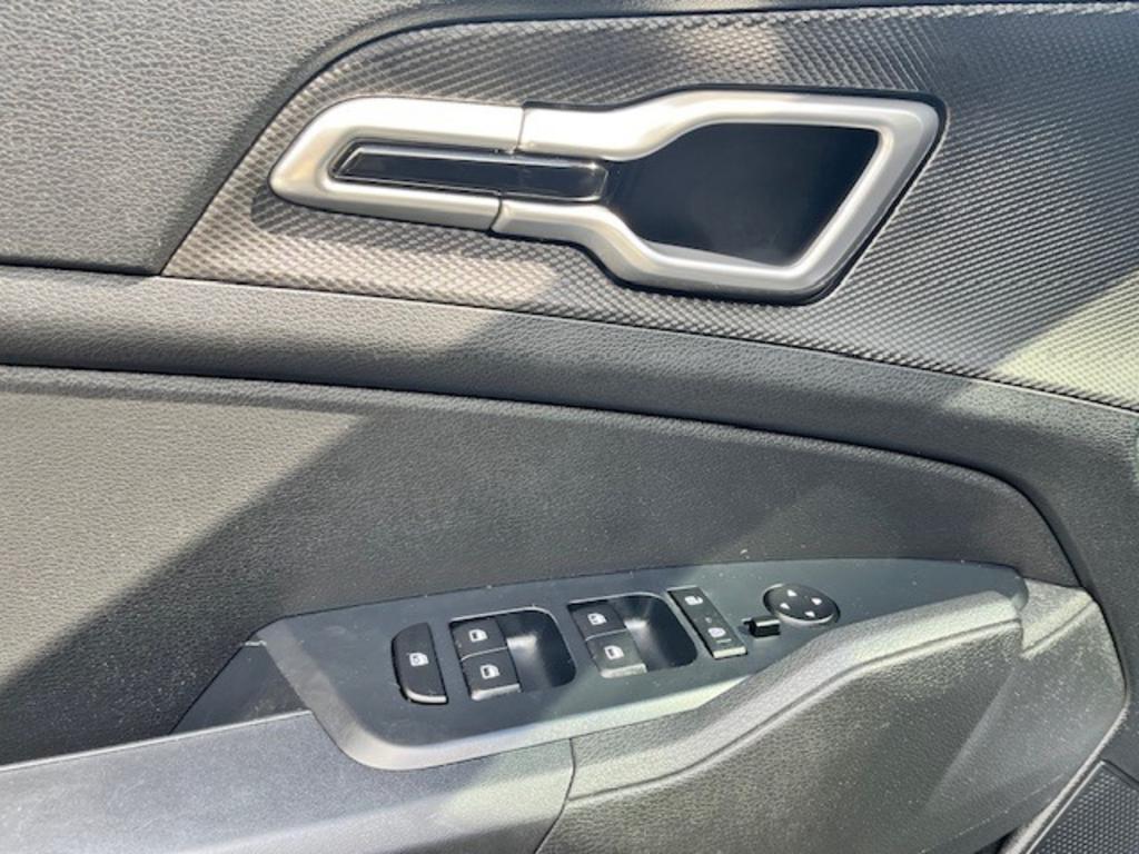 2023 Kia Sportage - $18,995