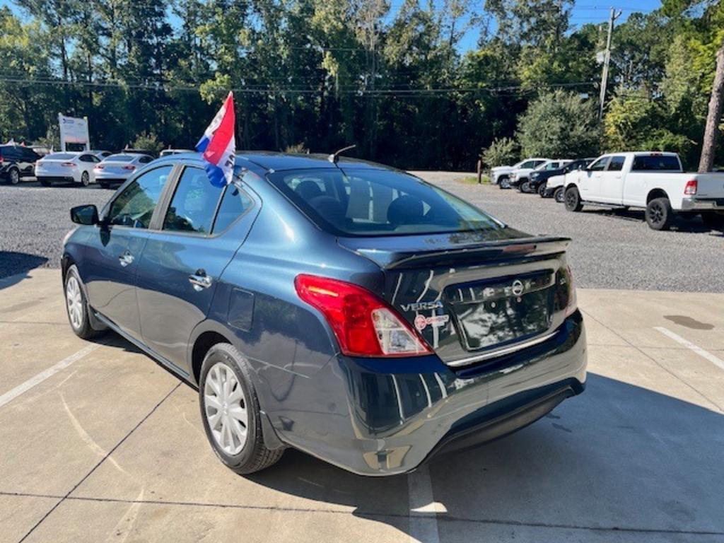 2017 Nissan Versa - $9,995