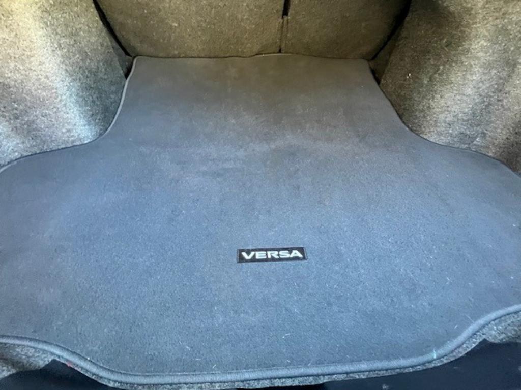2017 Nissan Versa - $9,995