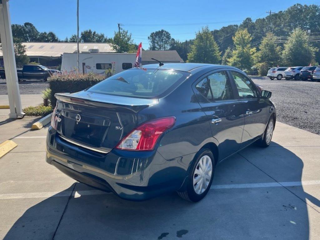 2017 Nissan Versa - $9,995