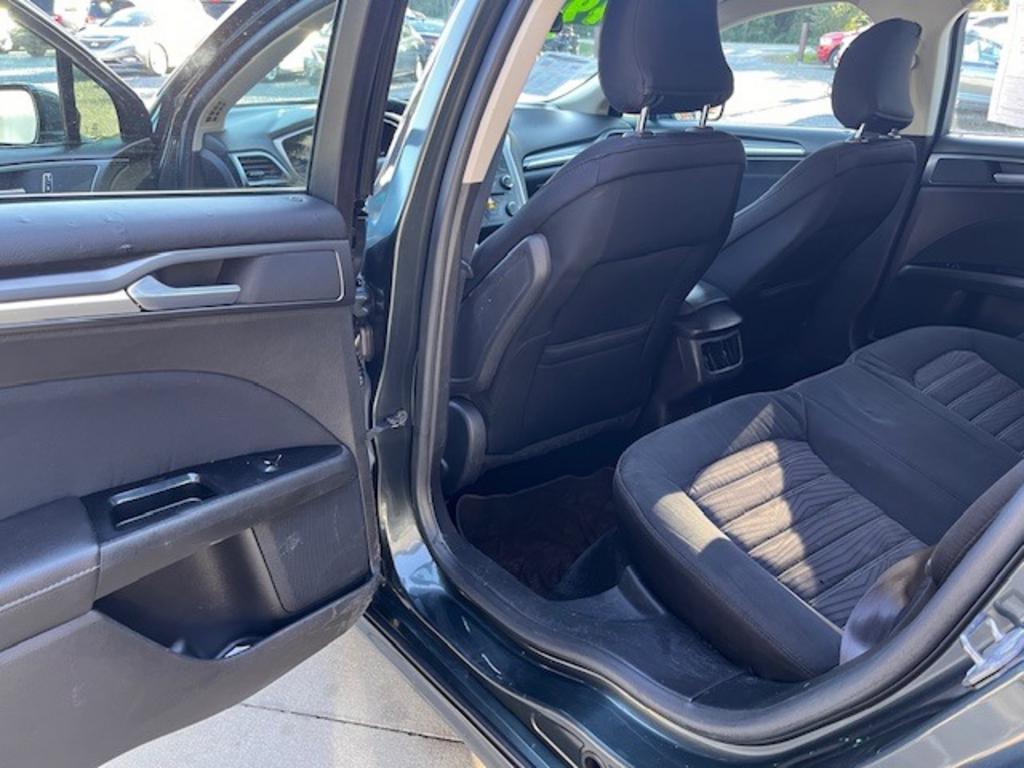 2016 Ford Fusion - $8,995
