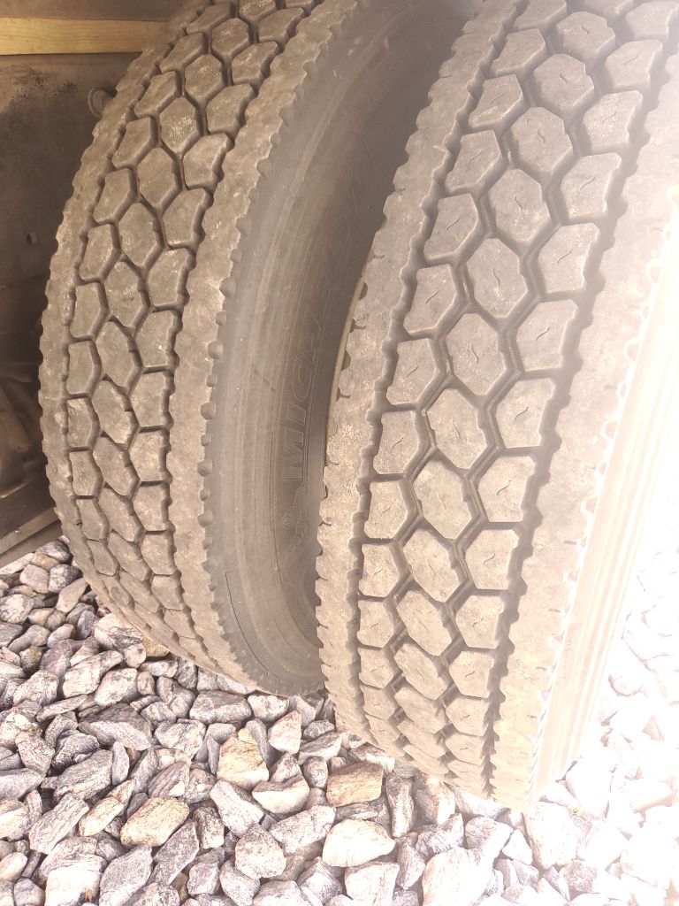 2016 Freightliner M2 106  photo
