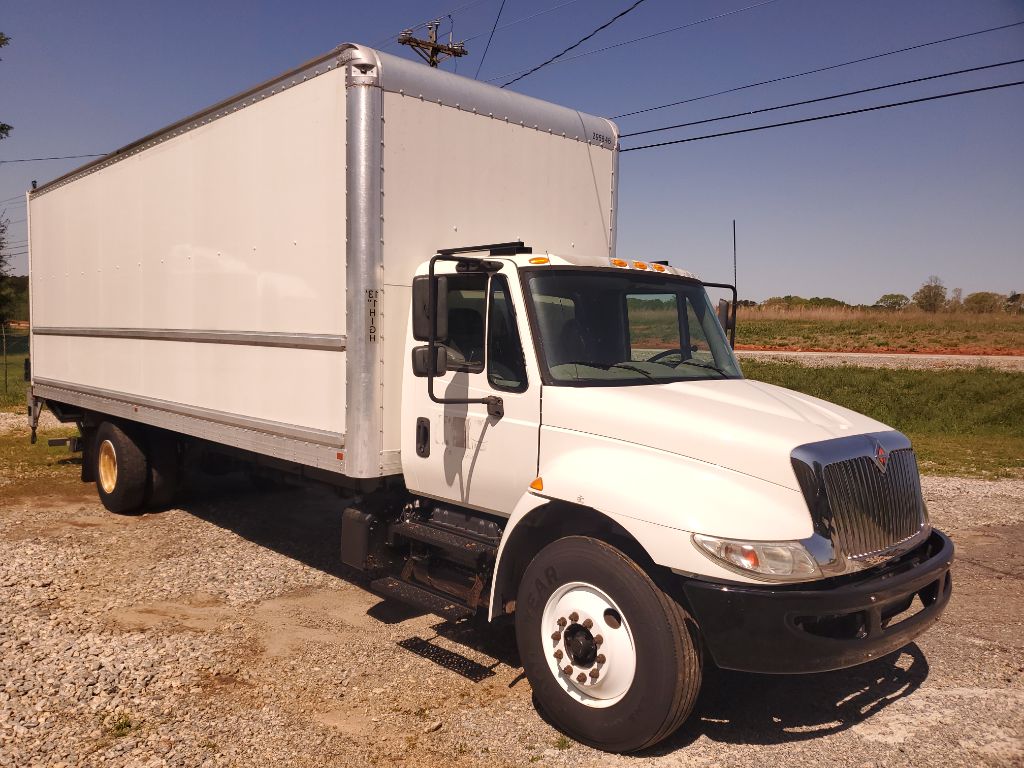 2018 International 4300  photo