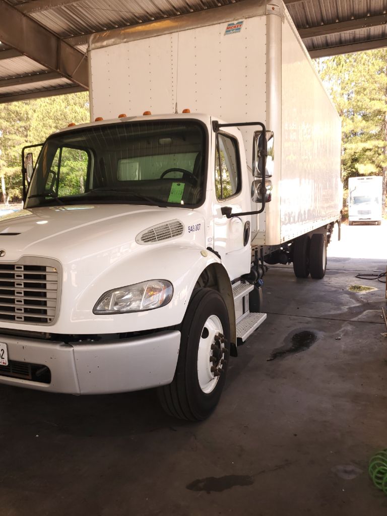 2018 Freightliner M2 - $30,995