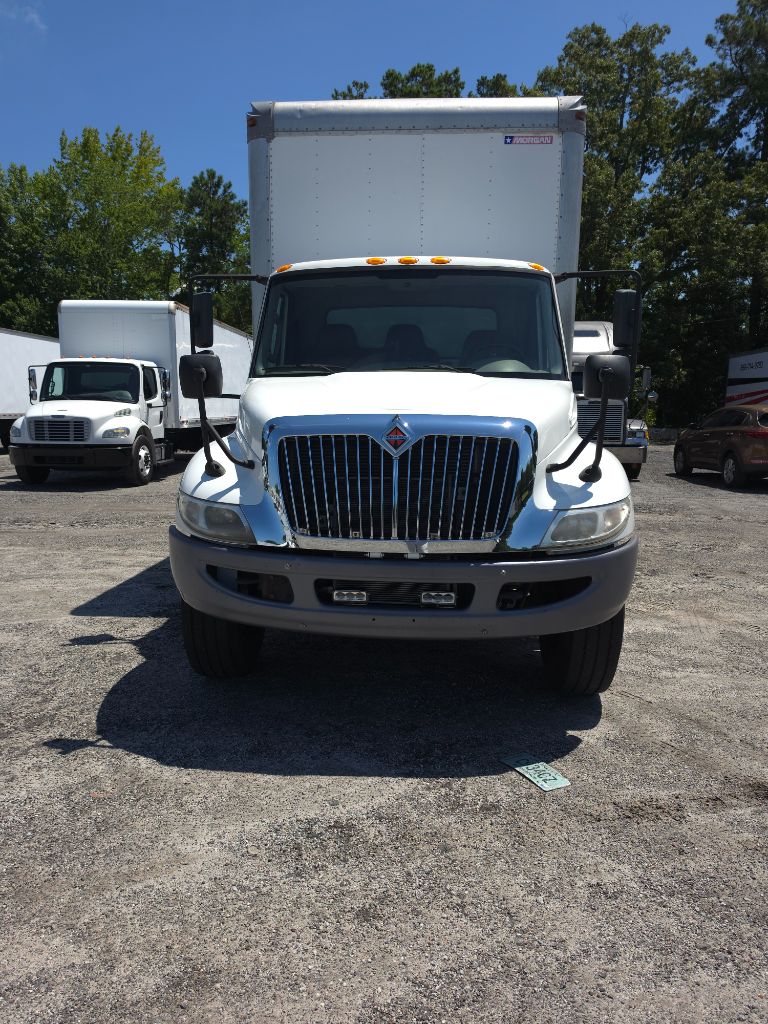 2018 INTERNATIONAL 4300