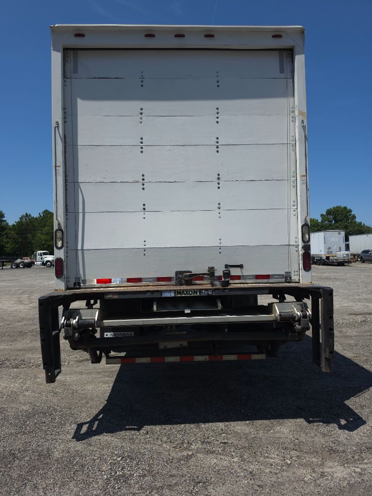 2018 INTERNATIONAL 4300