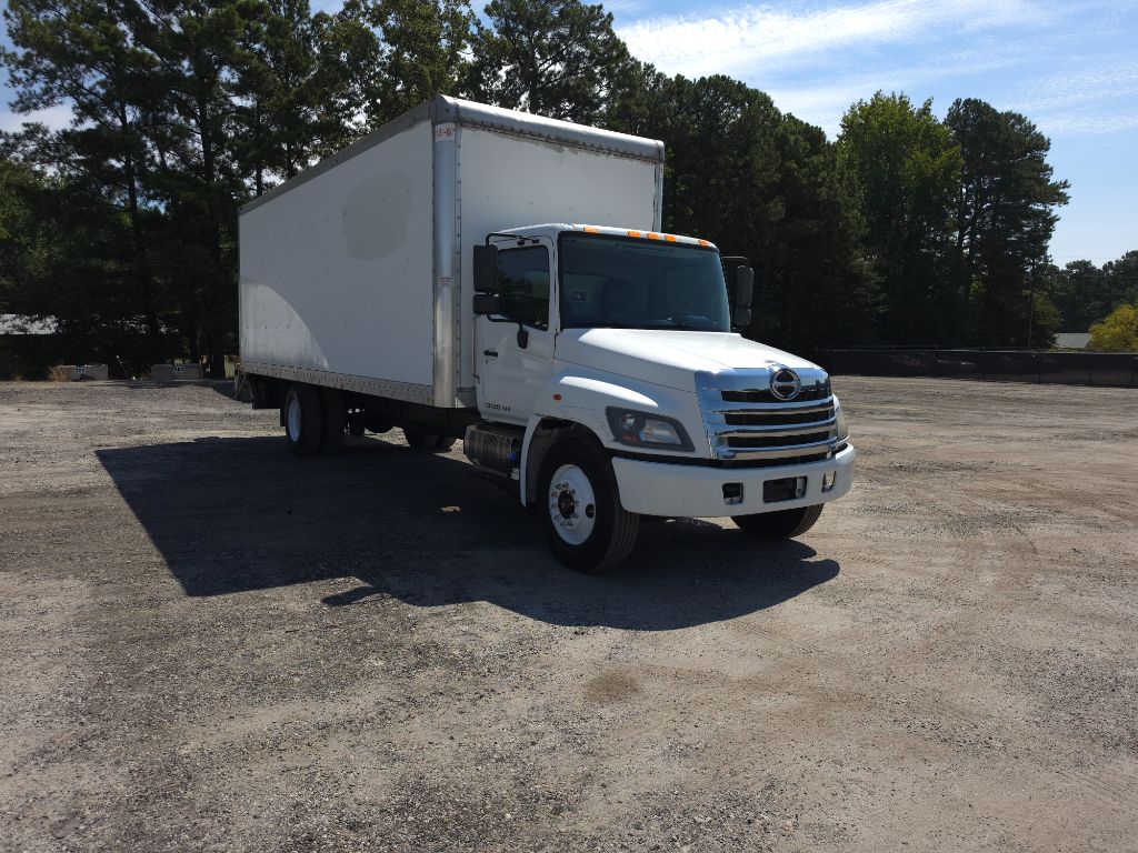 2020 Hino Conventional Type Truck - $31,995