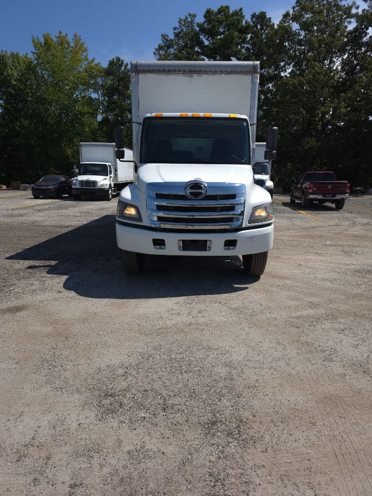 2020 Hino Conventional Type Truck - $31,995