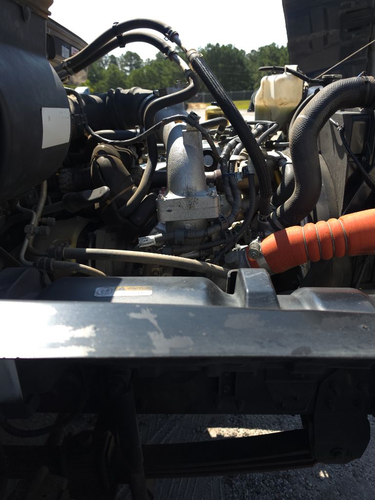 2020 Hino Conventional Type Truck - $31,995